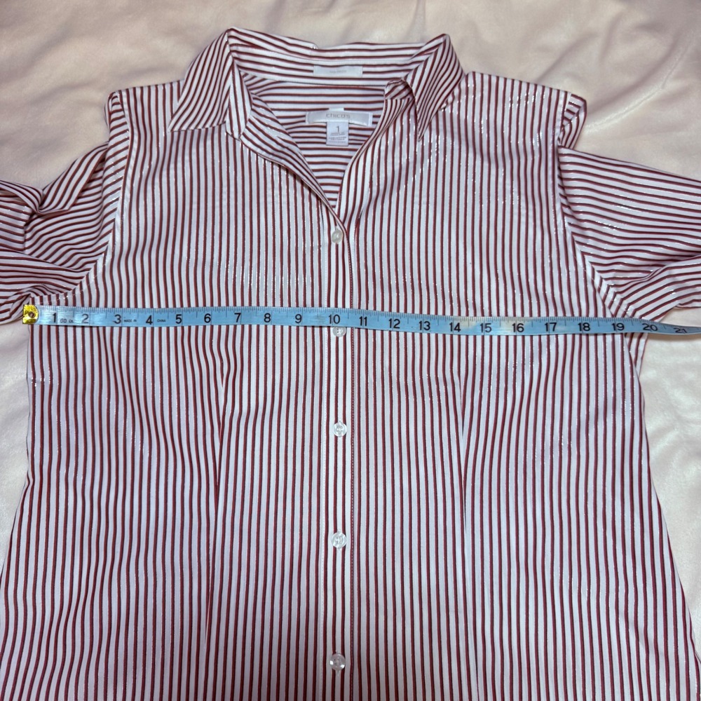 Chicos Striped No Iron Sparkle Button Up Shirt Women's Size 1 Red White Black - Picture 8 of 9